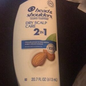 Dry Scalp Care 2-in-1 Shampoo & Conditioner - White